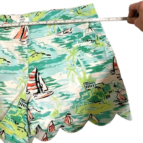 crown & ivy Green and White High Waist Shorts - Picture 5 of 10